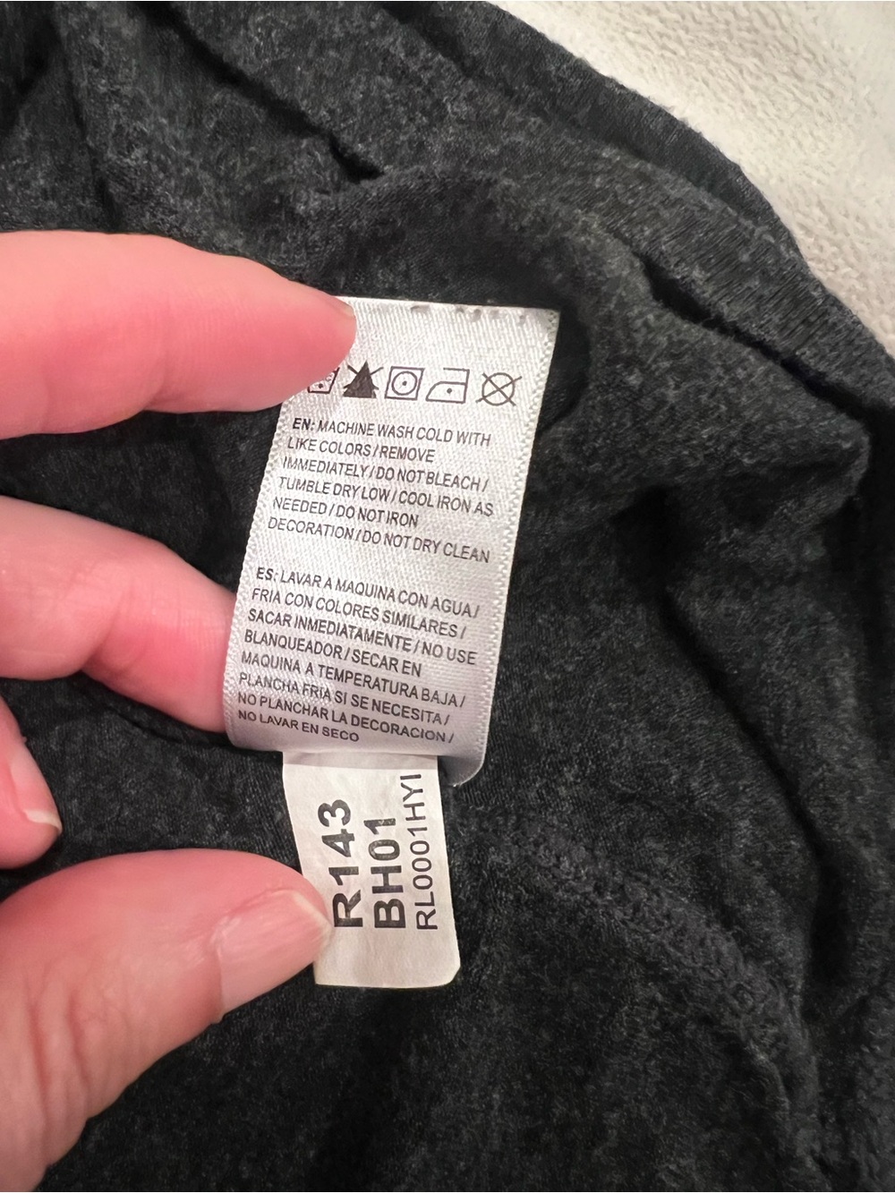 Gaiam charcoal gray yoga graphic t-shirt |Cool. Calm.Collected | SZ M |Preowned - Picture 8 of 10